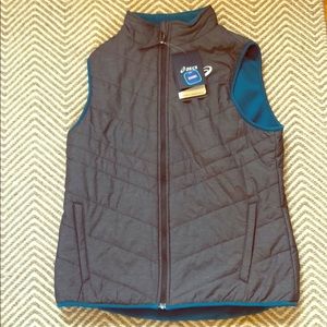 NWT rage reversible vest